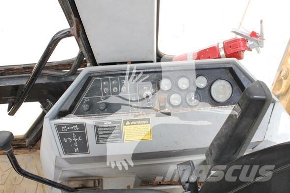 CAT 416B Ekskavaatorlaadurid