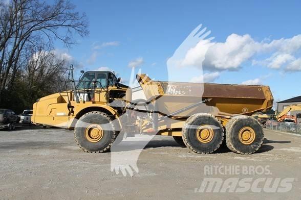 CAT 745C Liigendraamiga pinnaseveokid