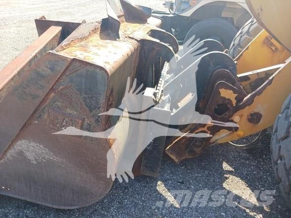 CAT 924K Rataslaadurid