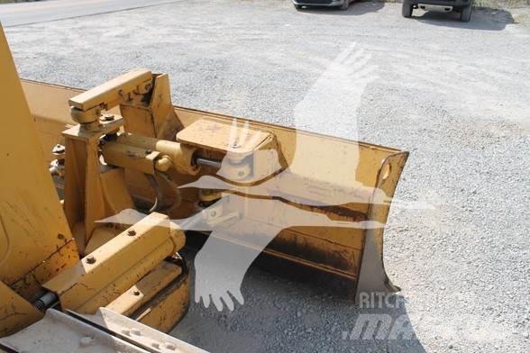 CAT D3C XL Buldooserid