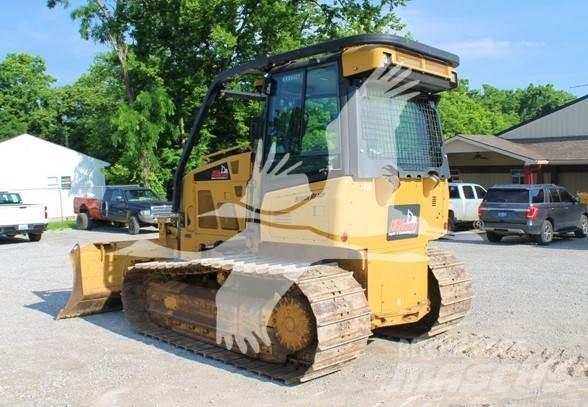 CAT D4K2 LGP Buldooserid