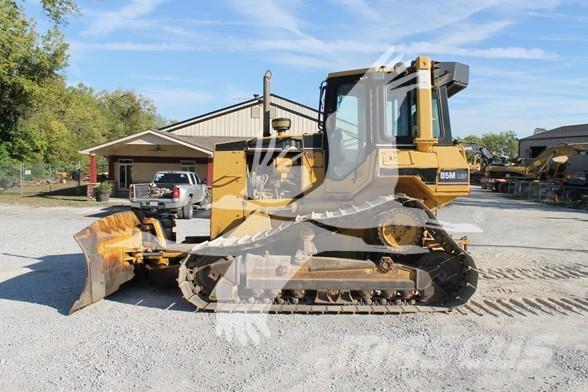 CAT D5M LGP Buldooserid