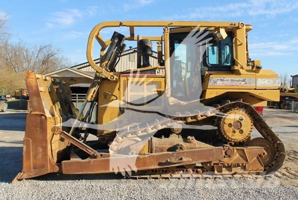 CAT D6R XL Buldooserid