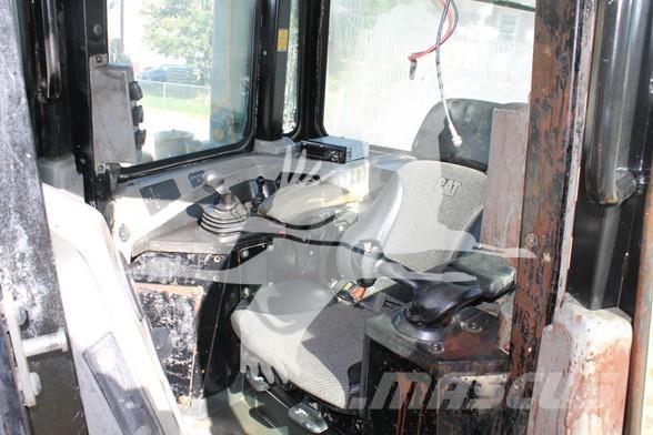 CAT D6T LGP Buldooserid