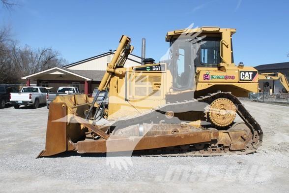 CAT D6T XL Buldooserid