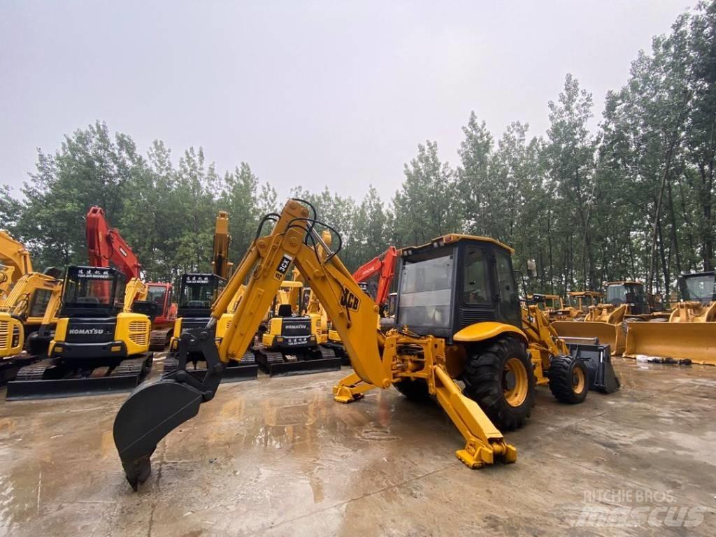 JCB 3CX Ekskavaatorlaadurid