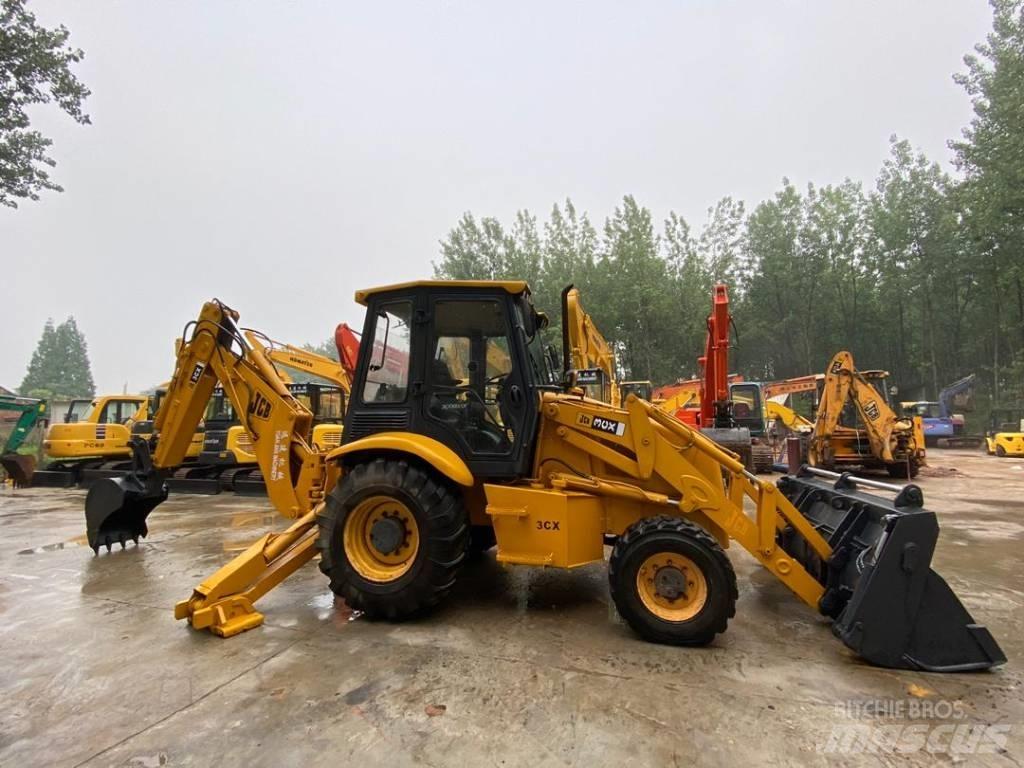 JCB 3CX Ekskavaatorlaadurid