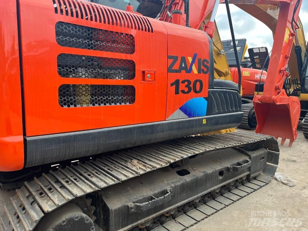Hitachi 130-5 Roomikekskavaatorid