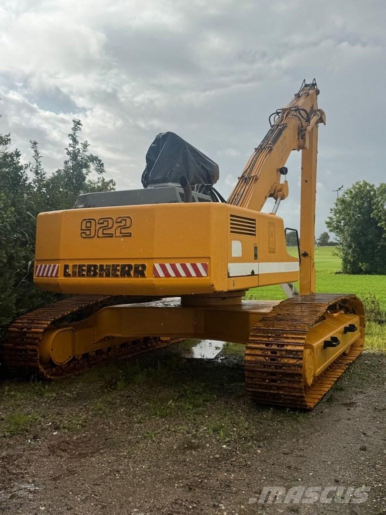 Liebherr 922 Materjalikäitlusmasinad
