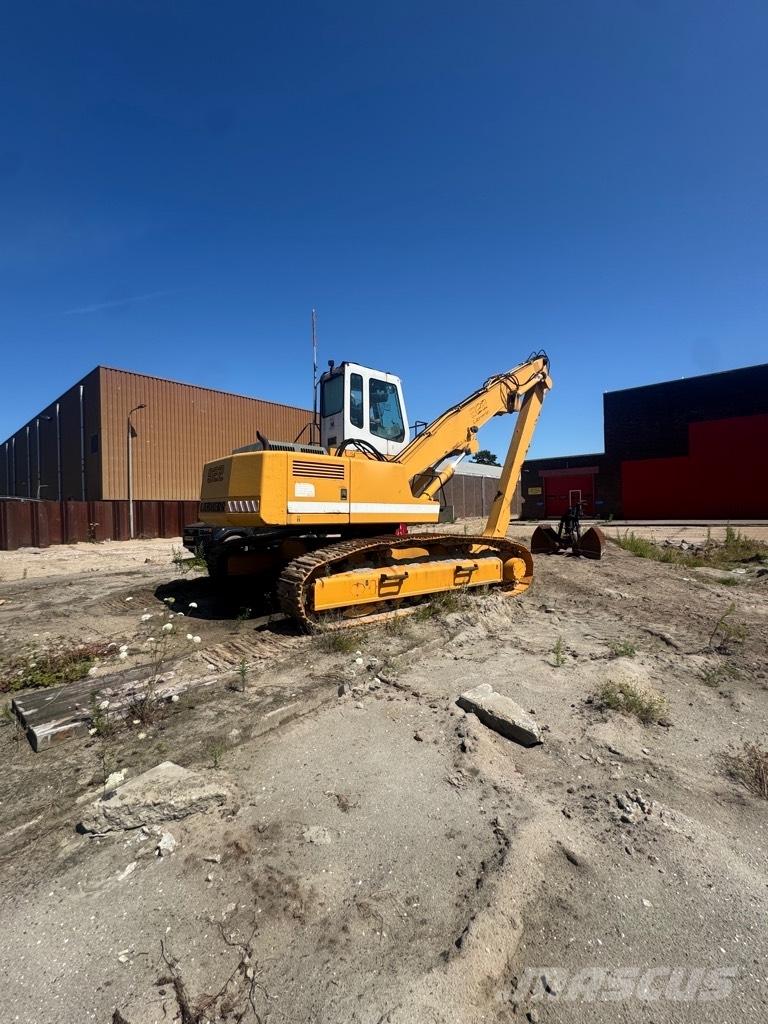 Liebherr 922 Materjalikäitlusmasinad
