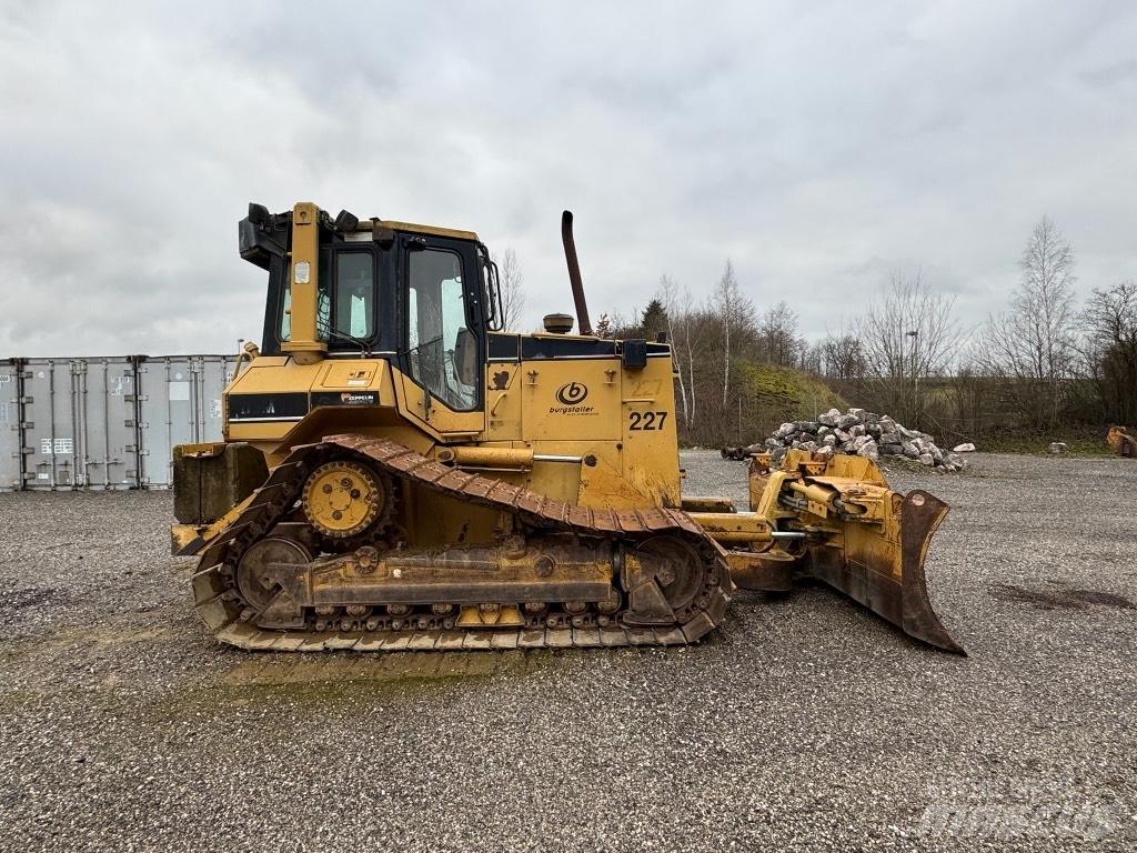 CAT D 5 M LGP Buldooserid