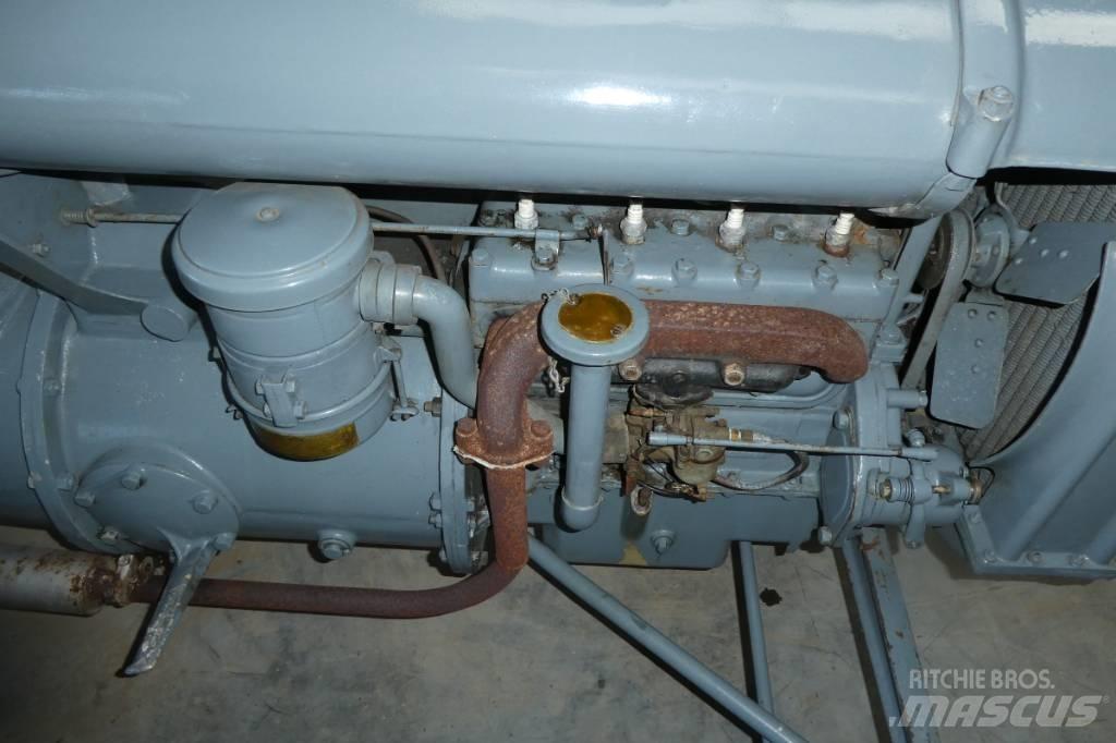 Ferguson type a Traktorid