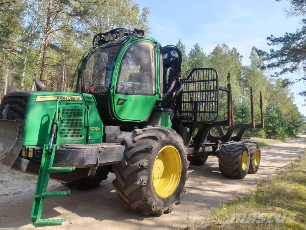 John Deere 1010 E Forwarderid