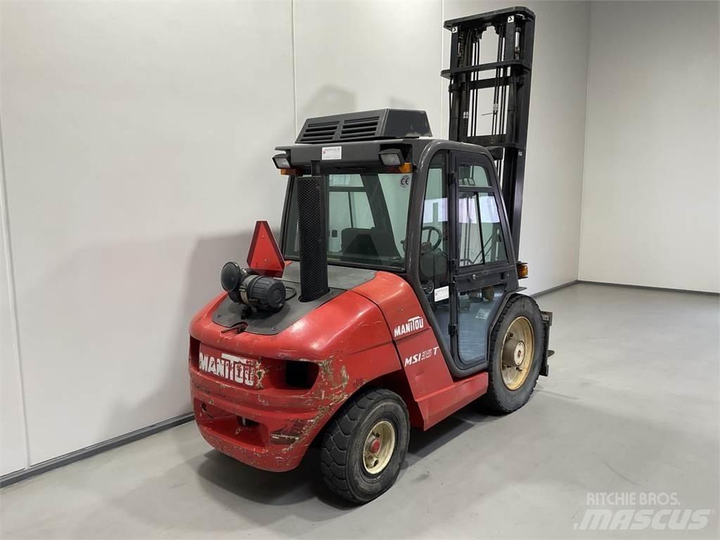 Manitou MSI 35T Maastikutõstukid