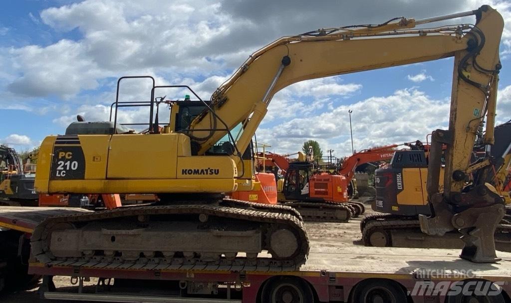 Komatsu PC 210 LC Roomikekskavaatorid