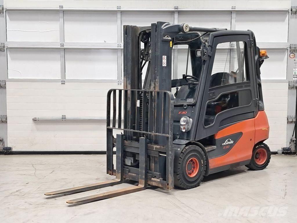 Linde E30-01 Elektritõstukid