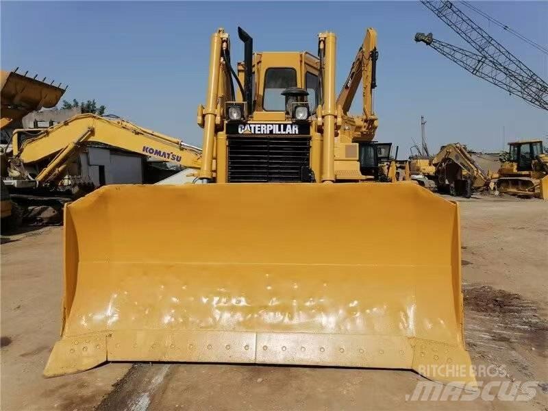 CAT D 7 H Buldooserid