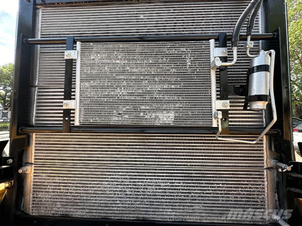 LiuGong 856 H Rataslaadurid