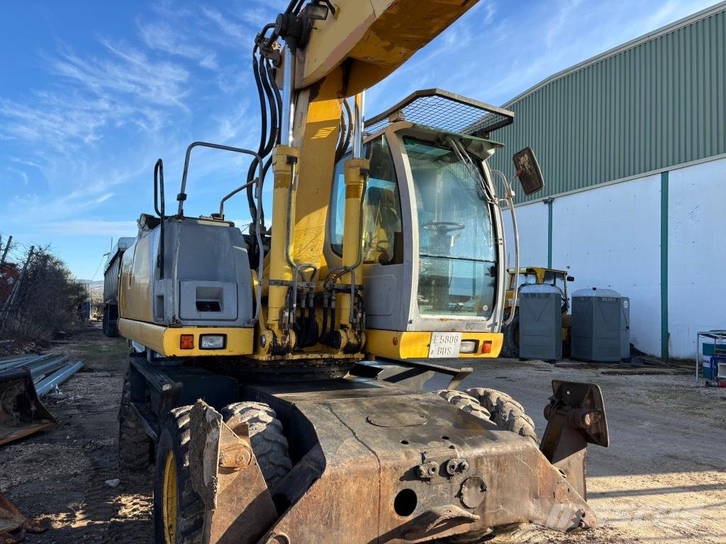 New Holland MH 6.6 Ratasekskavaatorid