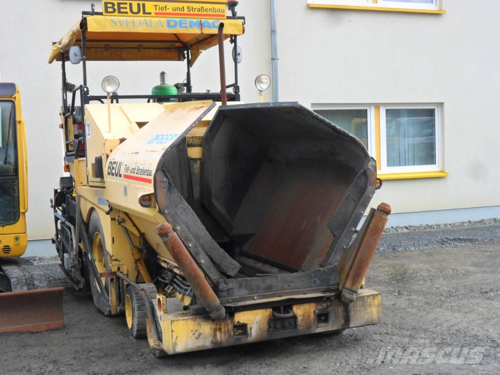 Demag DF 65 P Asfaldilaoturid