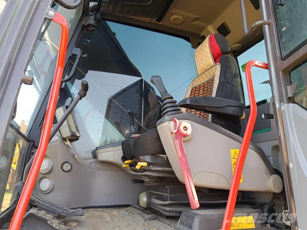 Volvo EC 250 D L Roomikekskavaatorid