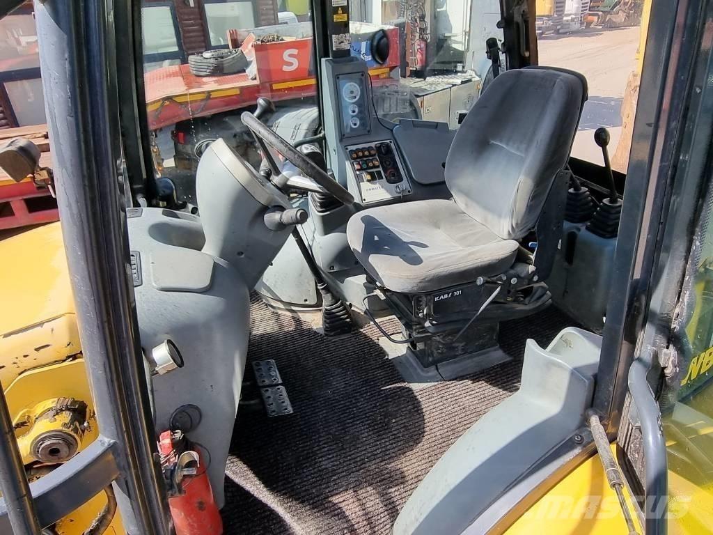 Komatsu WB 93 S-5EO Ekskavaatorlaadurid