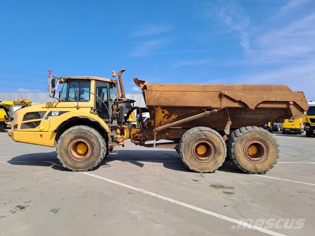 Volvo A 25 F Liigendraamiga pinnaseveokid