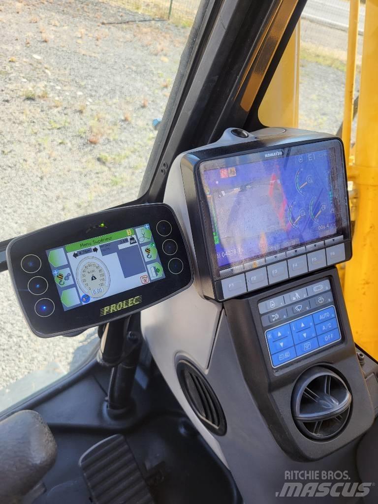 Komatsu PC 138 US-11 Roomikekskavaatorid