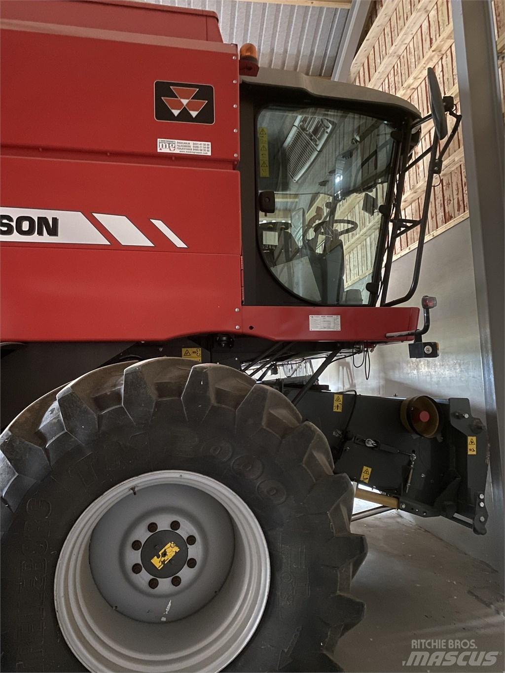 Massey Ferguson 7244 Teraviljakombainid