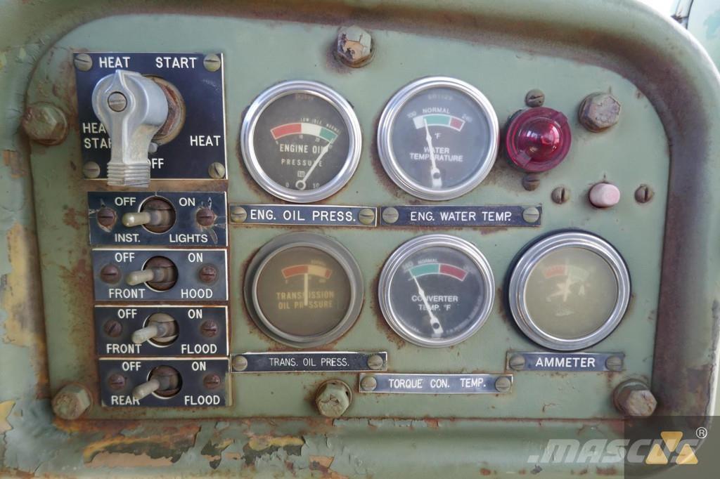 CAT D7F Ex-army Buldooserid