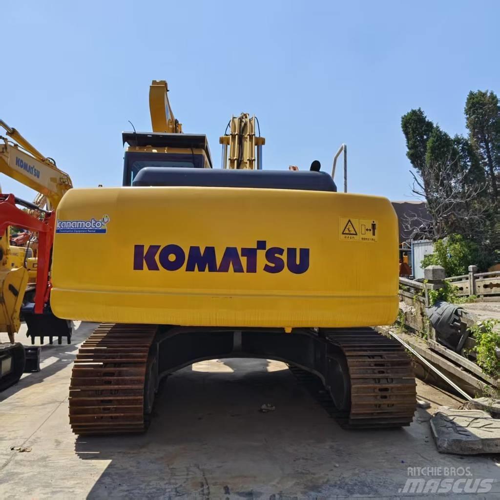 Komatsu PC 220 Roomikekskavaatorid