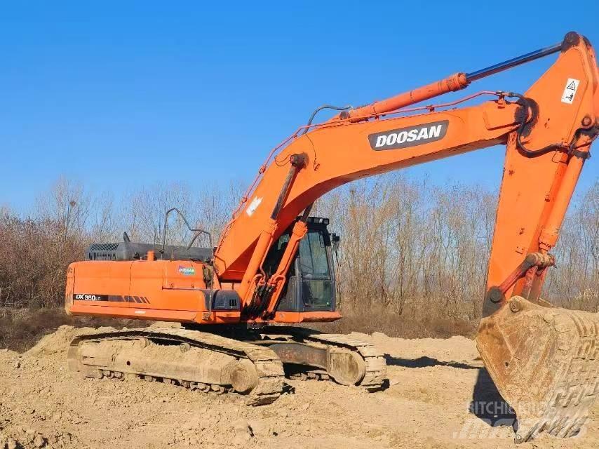 Doosan DX 380 LC Roomikekskavaatorid