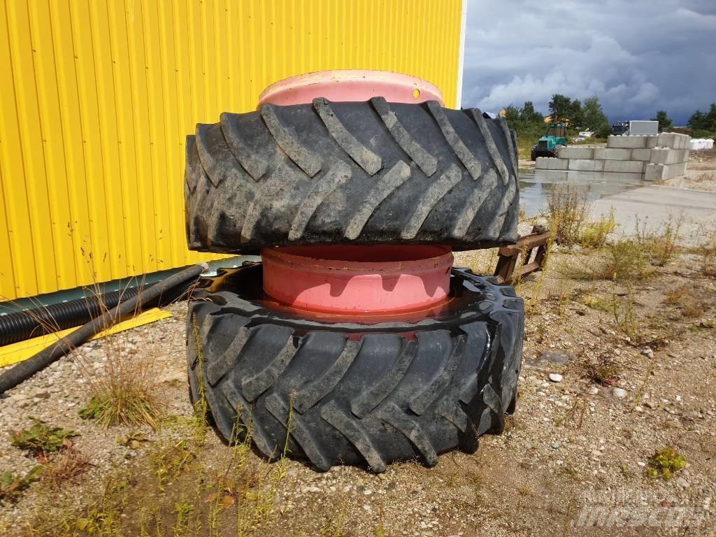 Goodyear 650/65R42 Rehvid, rattad ja veljed