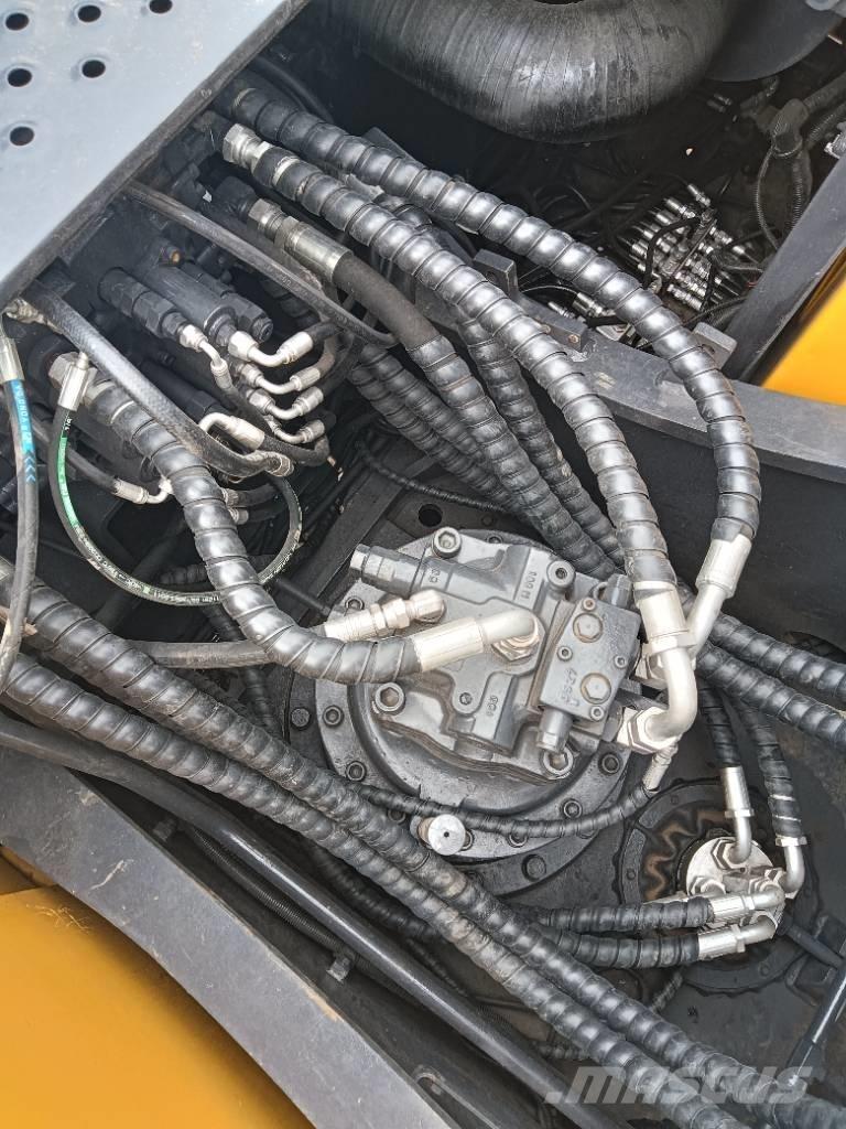 Volvo EC 240 Roomikekskavaatorid