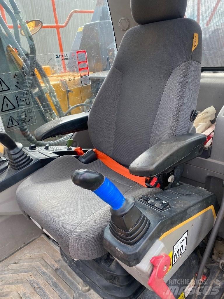 Volvo EC 140 EL Roomikekskavaatorid