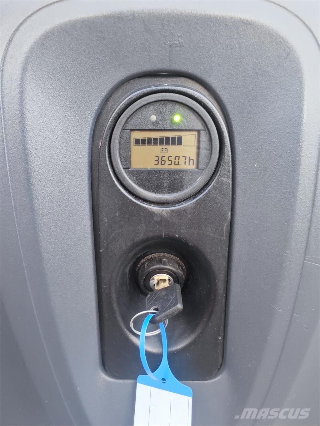 Linde L 12 Platvormiga virnastajad