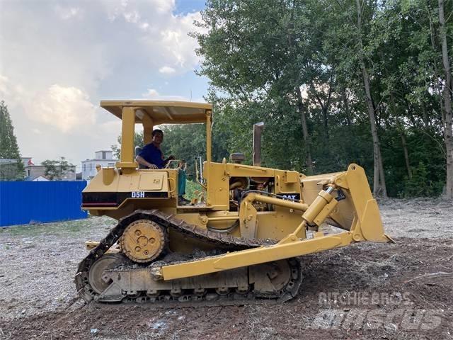 CAT D5H Buldooserid