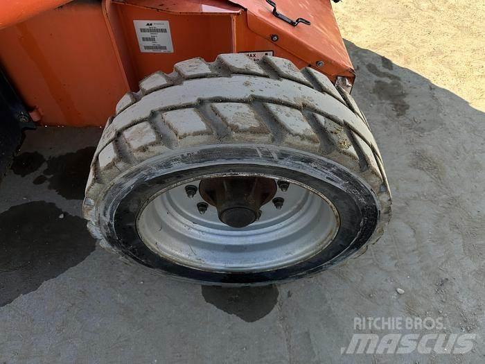 JLG E450AJ Muud tõstukid ja platvormid