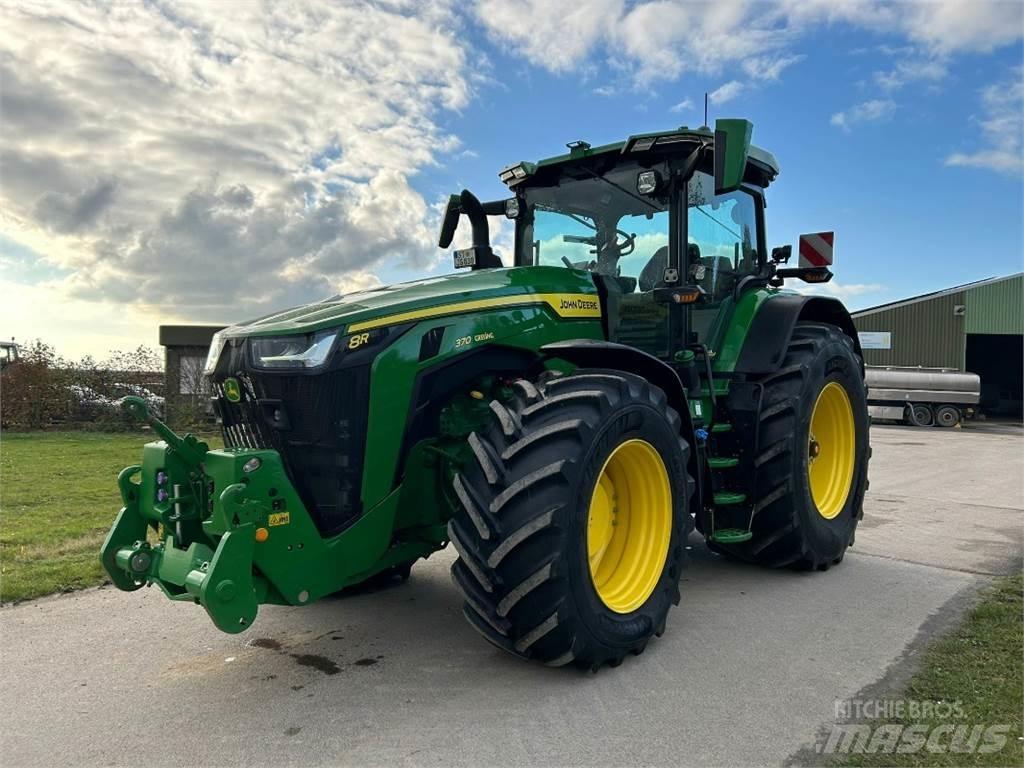 John Deere 8R370 Traktorid