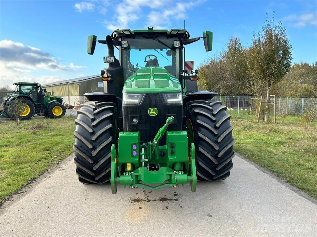 John Deere 8R370 Traktorid