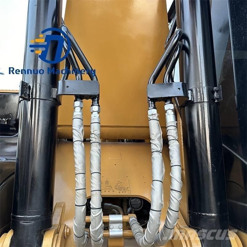 CAT 330 D L Roomikekskavaatorid