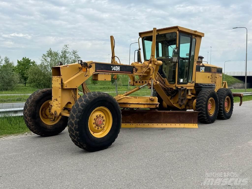 CAT 140H Greiderid