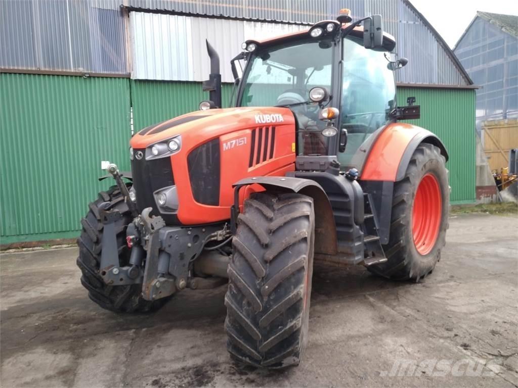 Kubota M7151 Traktorid