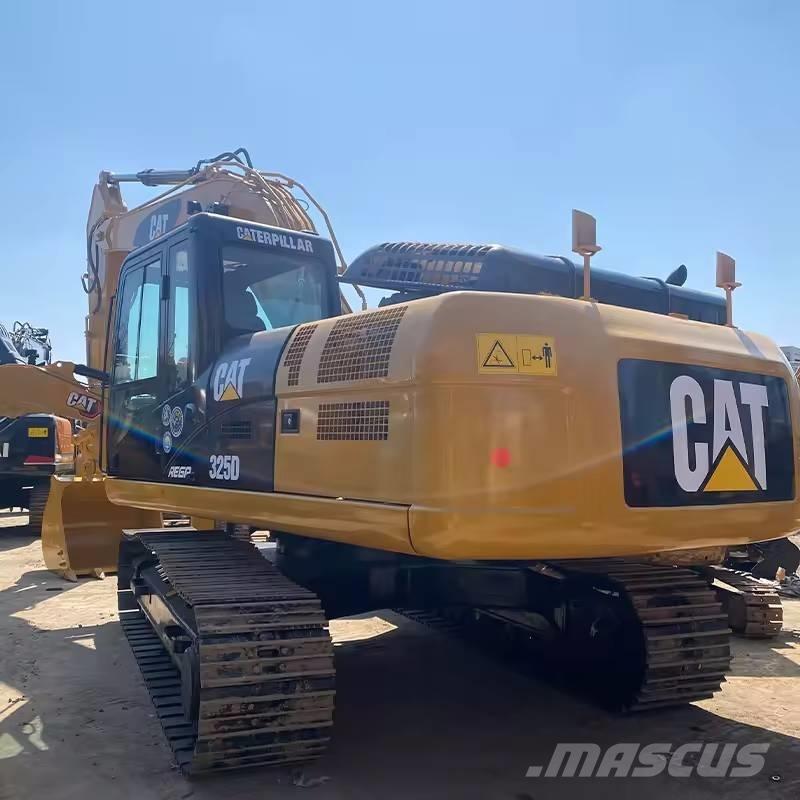 CAT 325 D Roomikekskavaatorid