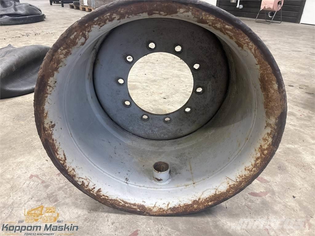 Valmet 911 24x26,5 Rehvid, rattad ja veljed