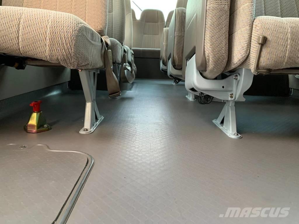 Toyota Coaster Bus Väikebussid