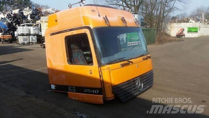 Mercedes-Benz 2540 Muud osad