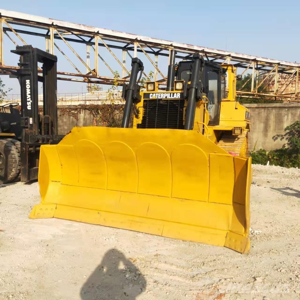 CAT D7H Buldooserid