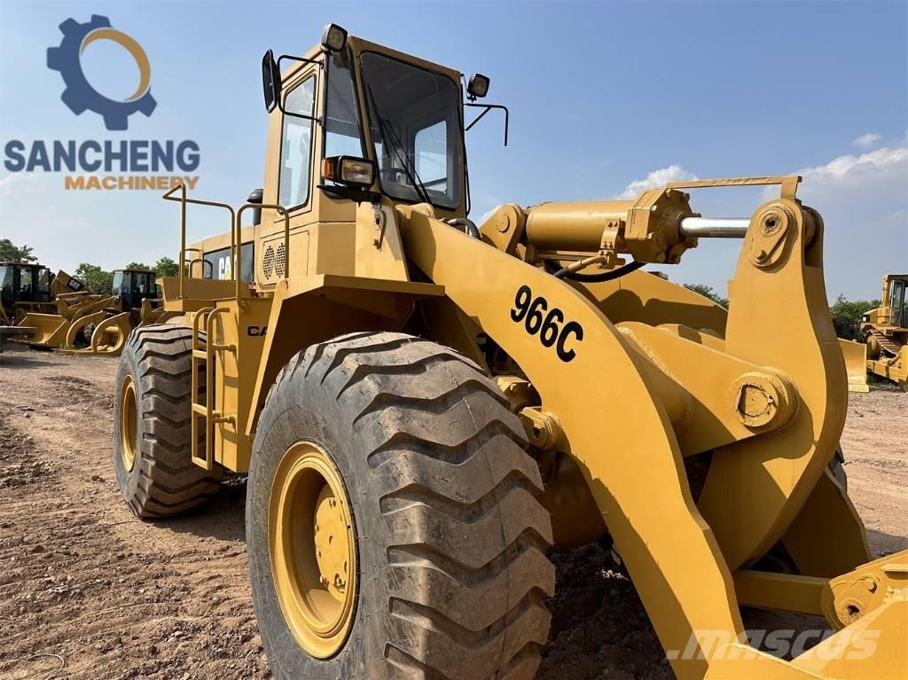 CAT 966C Rataslaadurid