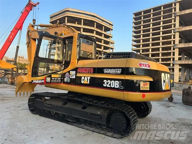 CAT 320 B Roomikekskavaatorid